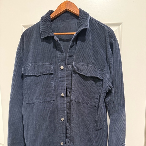 Abercrombie Navy Corduroy Button Up Large - Picture 1 of 1